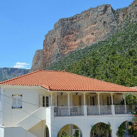 Maria Apartmán Leonídion